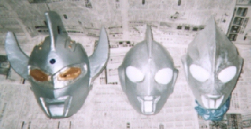 ３つのコスプレマスク